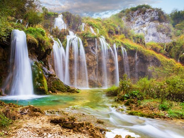 Zagreb to Split via Plitvice Lakes