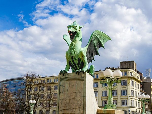 Enchanting Slovenia, Ljubljana & Postojna Cave (Private)