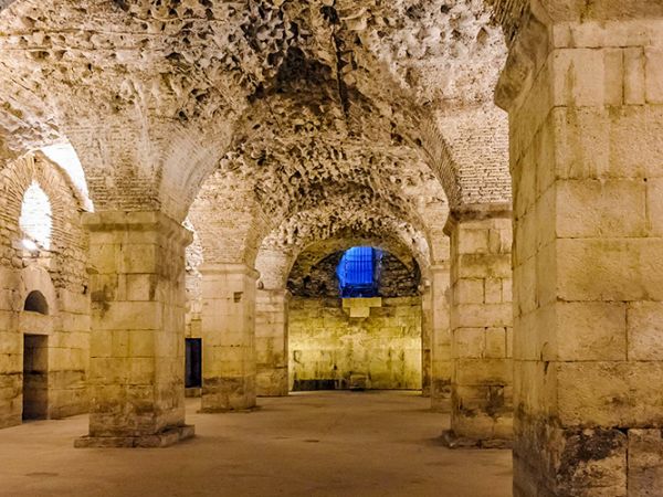 Split Game of Thrones Tour (Small Group)